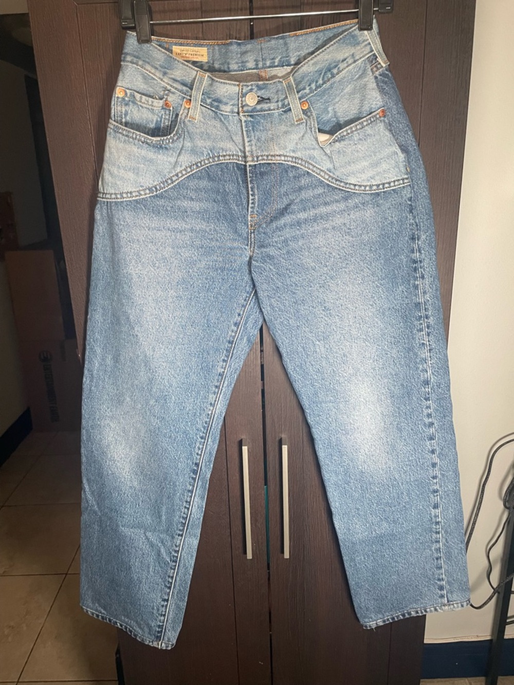 Levi's Straight Leg‎ Jeans in Light Blue Wash